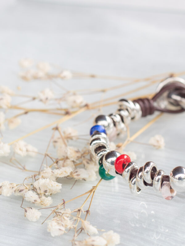 Pulsera de Cuero Marrón con Cristales Checos para Mujer