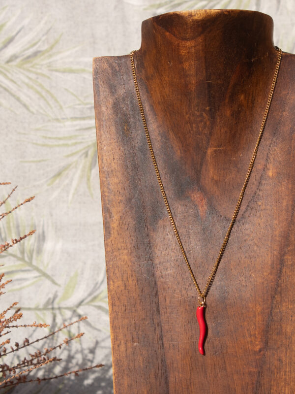 AMICHI-Conjunto Chile Rojo Dorado con Collar y Pendientes a Juego