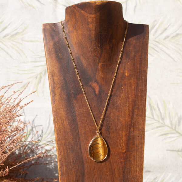 AMICHI- Collar con Piedra Natural en Forma de Gota de Agua y Cadena de Acero