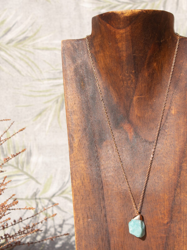 AMICHI -Collar con Piedra Natural Obsidiana o Amazonita y Cadena de Acero Inoxidable