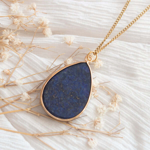 AMICHI- Collar con Piedra Natural en Forma de Gota de Agua y Cadena de Acero