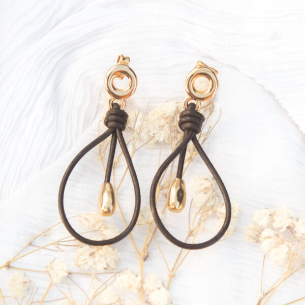 IMG_6747 Pendientes de Zamak en Forma de Gota con Cuero