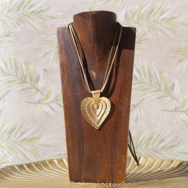 Colgante Corazón Dorado Grande con Antelina